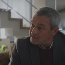 Andrej zistí detaily z Laurinej minulosti.