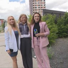 Redaktorky tnlive.sk a americká influencerka Gwen McMullen.