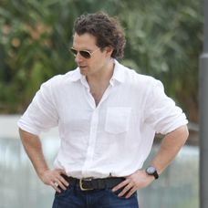 Henry Cavill je otcom