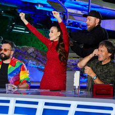 Nakoniec sa pridala aj Patrície a množstvo superstaristiek.