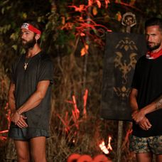 Po dueli s Tomášom opustil šou Survivor Matěj.