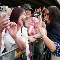 Princ Harry s Meghan na turné v Austrálii
