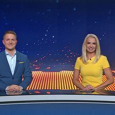Dominik Matulaj a Marianna Ďurianová v relácii Televízne noviny
