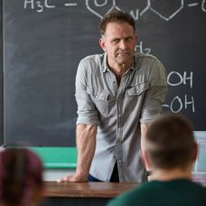 Pán profesor sa vracia s obľúbenými tvárami.