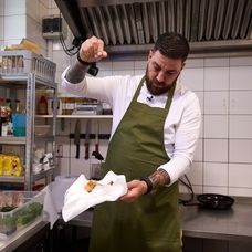 Martin Novák sa vracia, blíži sa 5. séria Na nože