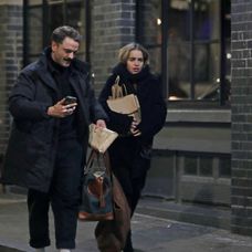 Emilia Clarke a Bassi sa rozišli