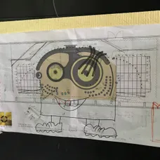 Nová je aj sedačka pre moderátorku a jej hostí