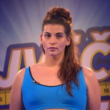 Nikola Kuruczová