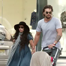 Lisa Bonet a Jason Momoa a dcérkou.