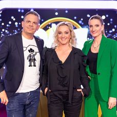 Monika Hilmerová v šou 2 na 1