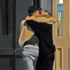 Suki Waterhouse a Robert Pattinson