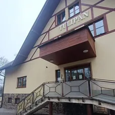Škody pri hoteli Tulipán
