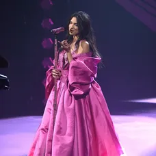 Dua Lipa vystúpila na 63. ročníku odovzdávania cien Grammy