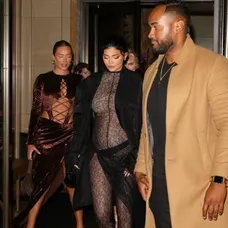 Kylie v tehotenstve rada ukazovala bruško.