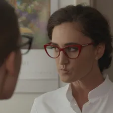 Vypočula si o Alexovi celú pravdu.