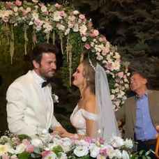 Ahmet Tansu Taşanlar a Oya Unustası