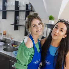 Kristína Kövešová a Miriam Kalisová