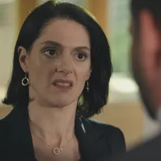 Eva a Jakub spolu po rokoch prehovoria a zistia, že sa nič nezmenilo.
