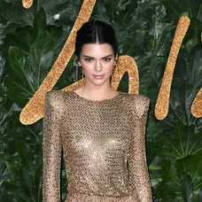 Kendall Jenner na British Fashion Awards 2018 v Londýne.