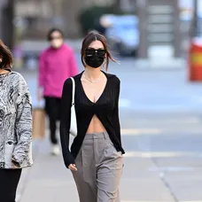 Emily Ratajkowski