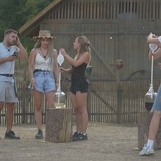 Na Farmu dorazili influenceri