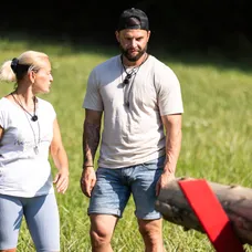 Súboj o záchranu - Sároa a Daniel verzus Mirka a Myrec