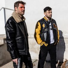 Milo Kráľ a Robo Jakab si zahrali mafiánov.