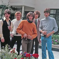 Vo veku 70 rokov nečakane zomrel spevák Colin Gibb z kapely Black Lace