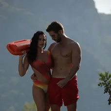 Fotenie s Tomášom: Niky ako sexy záchranárka