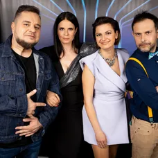 Porota deviateho kola v zložení: Kuly, Zuzka Fialová, Lujza Garajová Schrameková a Juraj Kemka