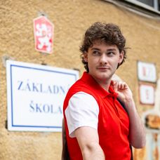 Sľub 4 - 9. epizóda - Andrea ako riaditeľka školy