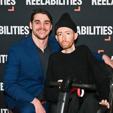 Zomrel herec z populárneho seriálu Breaking Bad RJ Mitte