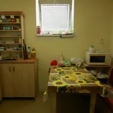 Domček je aj napriek snahe rodiny v dezolátnom stave