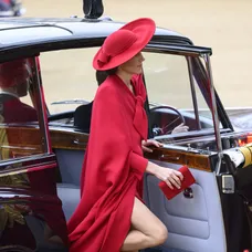 Princezná z Walesu odhalila svoje krásne nohy