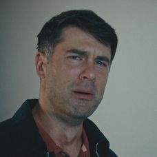 Marek (Ján Dobrík) musí identifikovať svojho syna.