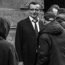 Dano Heriban ako Alexander Dubček vo filme Muž, ktorý stál v ceste
