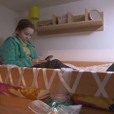 Karolína (12) nemá k nevlastnému otcovi žiadny rešpekt.