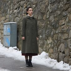 Pri nakrúcaní zrážky Helgy s Jürgenom pomáhal profesionálny kaskadér.