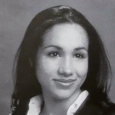 Meghan Markle na fotke z maturitného tabla
