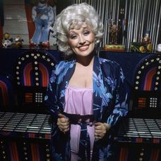 Zomrela legendárna speváčka Dolly Parton (†80)