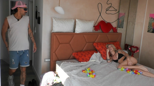 Do Party Shore prichádza Csabova láska Kristína