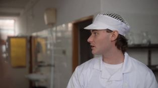 Uhádnete, kto sa skrýva v kostýme Deda Mráza? Meno vás prekvapí
