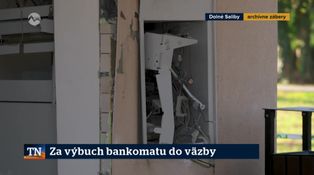 Za výbuch bankomatu do väzby