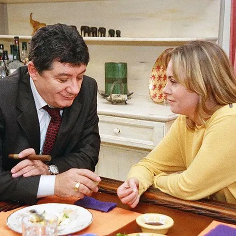 Tarık Ünlüoğlu v seriáli V objatí hodvábu