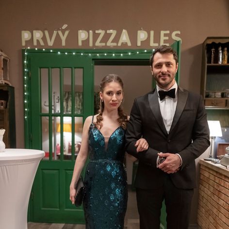 Ema (Janka Kovalčíková) a Alex (Braňo Deák)