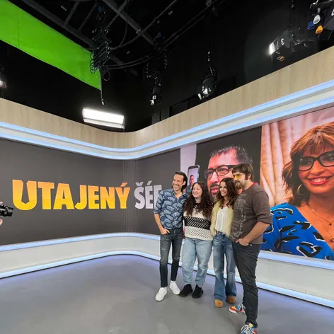 Peter Gažík ako Utajený šéf v Teleráne