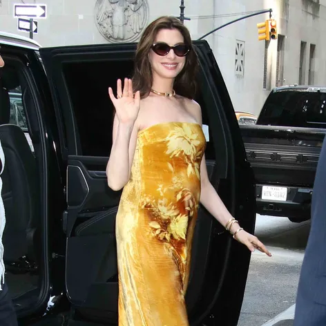 Anne Hathaway jej štýlové tehotenské outfity