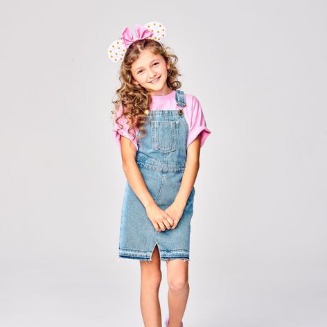 Nela Kronauerová (10)