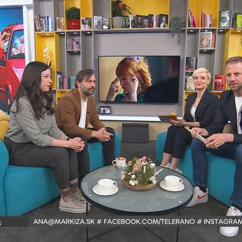Michaela Majerníková a Kamil Mikulčík zo seriálu Výnimočná Nikol v Teleráne