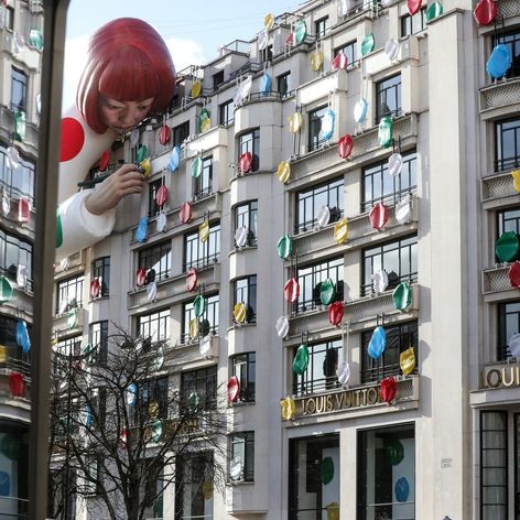Zomrela výtvarníčka Yayoi Kusama